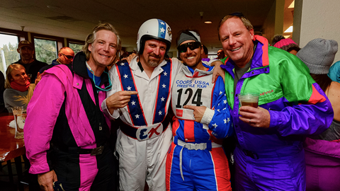 Jonny Moseley at Throwback Thursday Après 