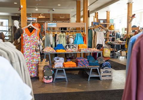 Summer clothes at Parallel
