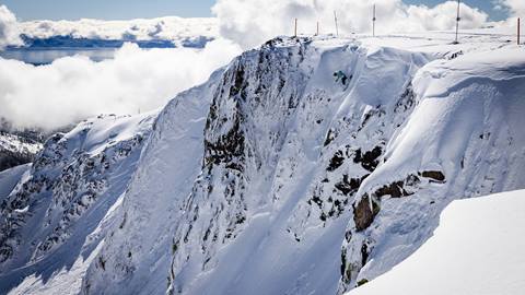 Tavo Sadeg dropping into the Palisades