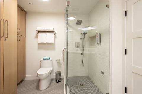 Modern bathroom in premier plus room at Palisades Tahoe