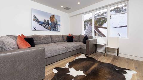 The second living area in the Snow King Suite.