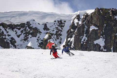 Beginner Progression Pass lesson at Palisades Tahoe