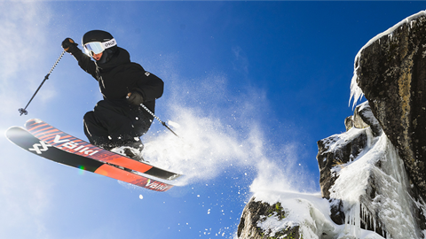 Palisades Tahoe Skiiers