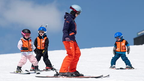 Child group lesson at Palisades Tahoe