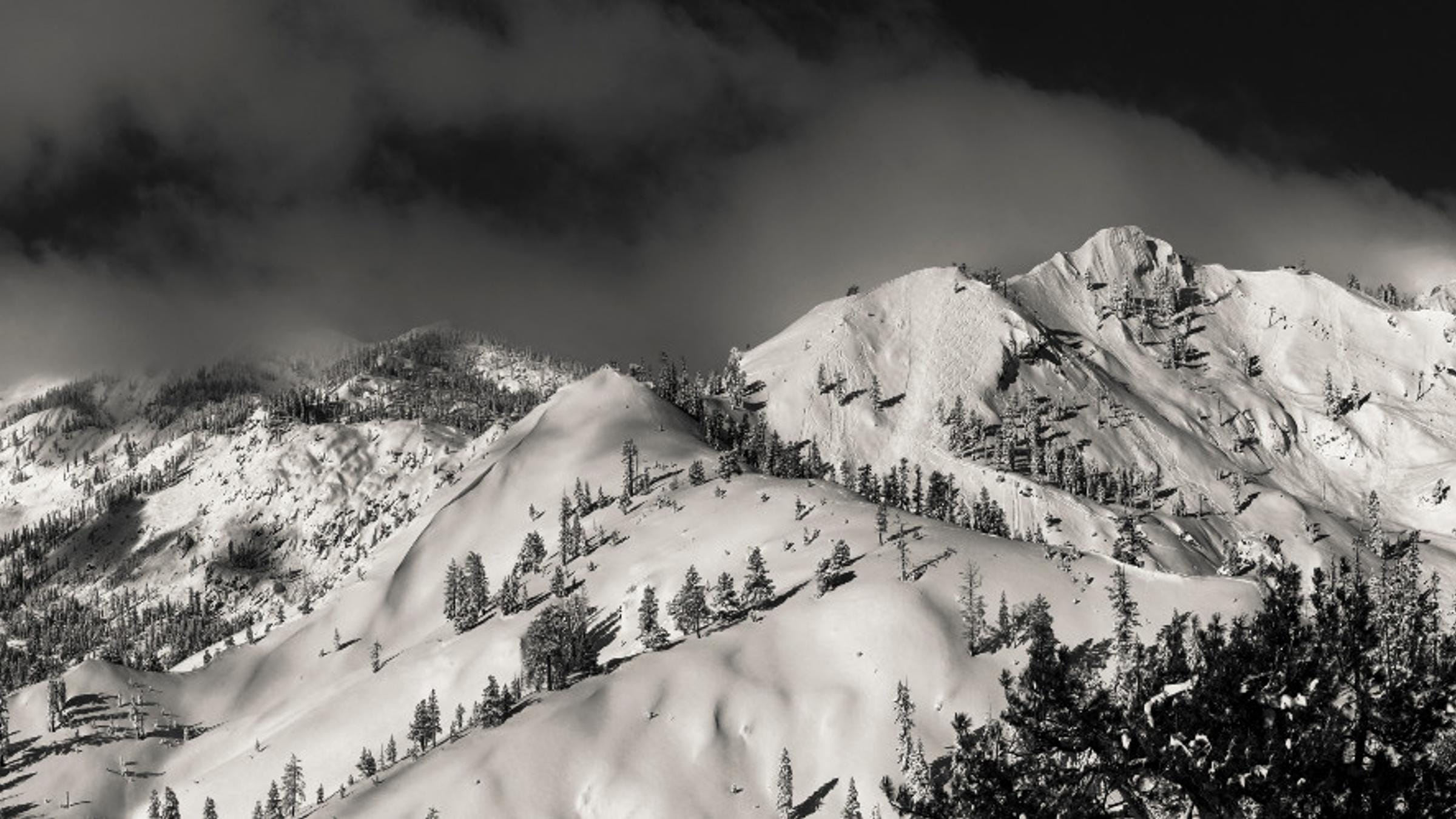Panorama scenic of squaw valley alpine meadows