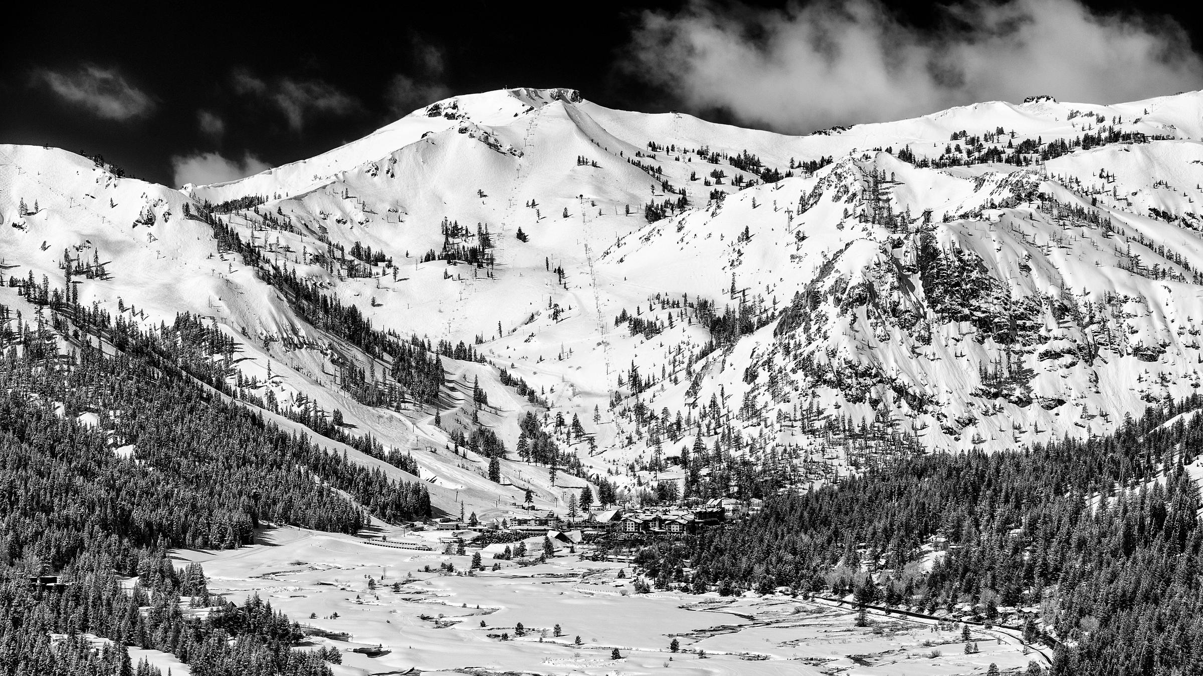 B&W Scenic from painted rock of Squaw Valley on a powder day